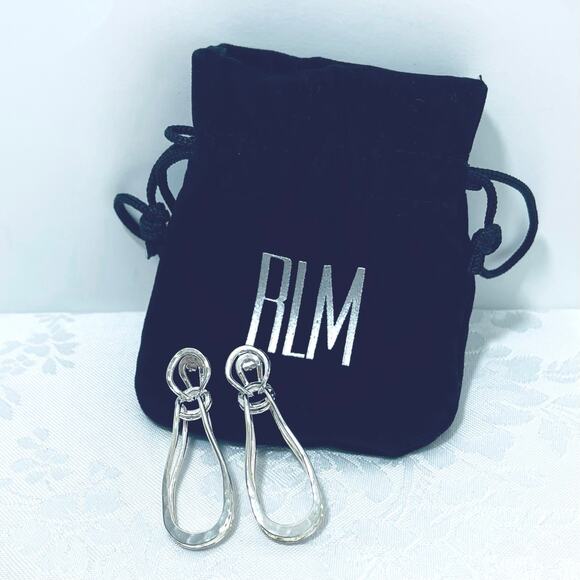 Vtg RLM Studio Robert Lee Morris Hammered Dangle Earrings Silver Tone Modernist - Picture 2 of 6